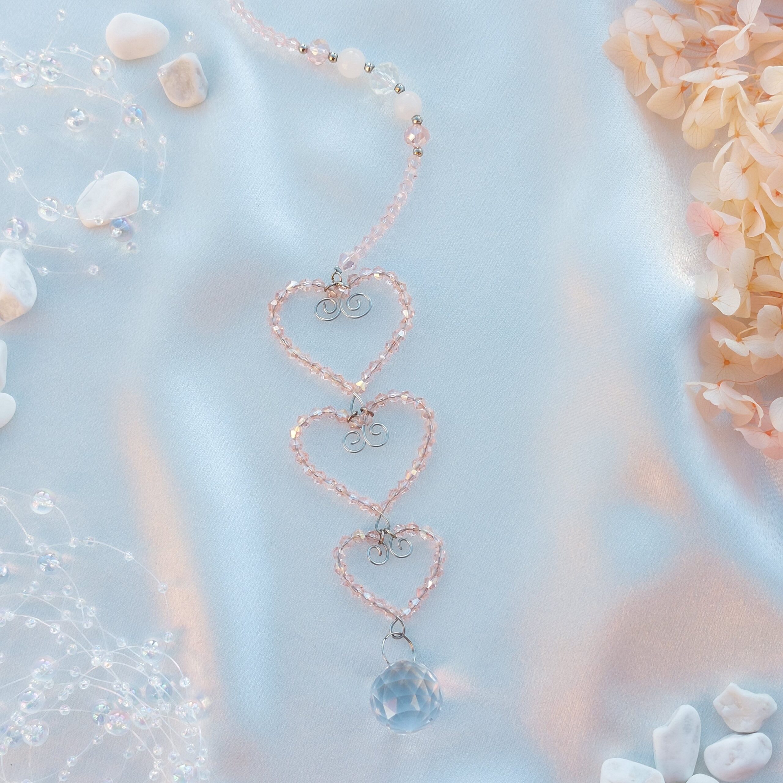 Päikesepüüdja Kolm Süda roosa kvartsiga